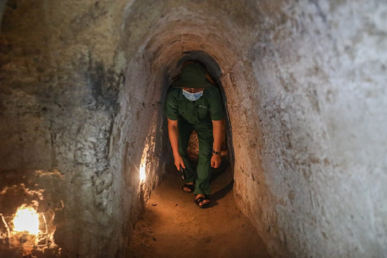 Cu Chi Tunnels